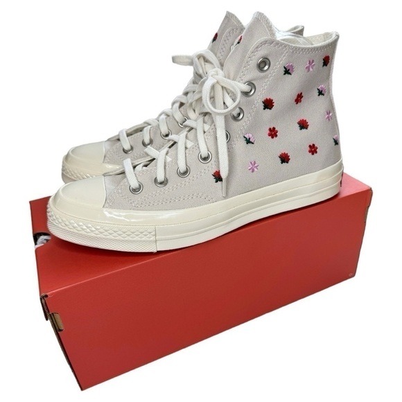 CONVERSE Chuck 70 Floral Embroidery High Top Sneaker size 9.5 - Picture 2 of 16